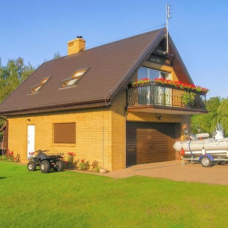 Cozy Apartment In Nowe Warpno With Wifi ภายนอก รูปภาพ