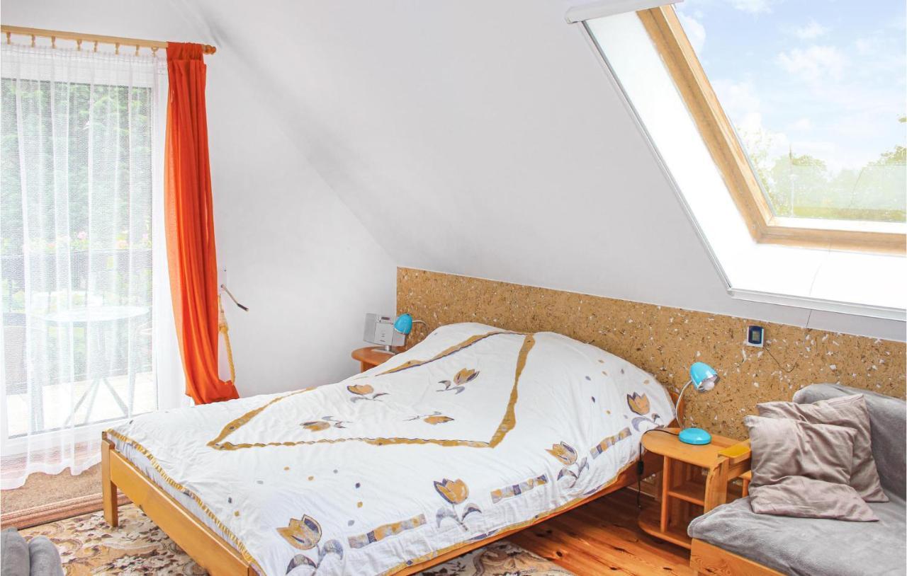 Cozy Apartment In Nowe Warpno With Wifi ภายนอก รูปภาพ
